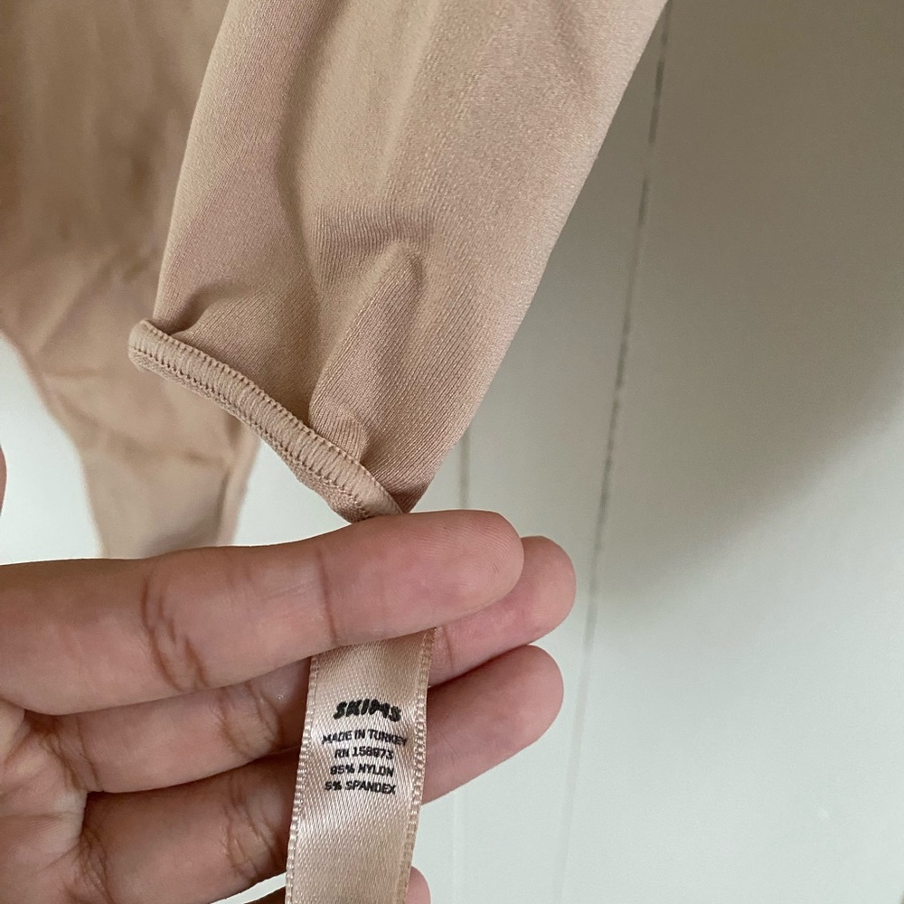 Skims Essential Long Sleeve Nude Bodysuit